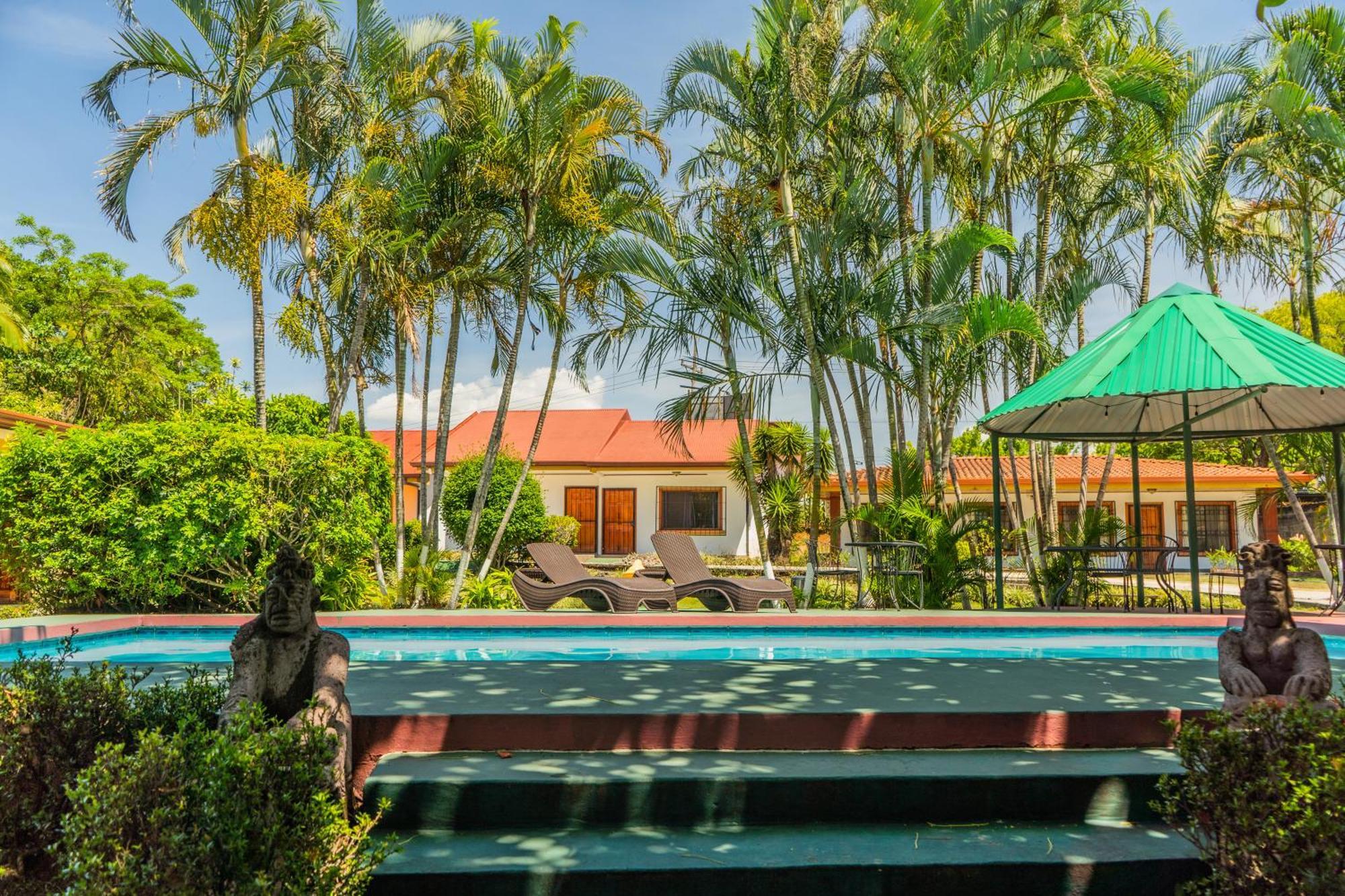 Hotel Bristol Aeropuerto Animas  Ngoại thất bức ảnh
