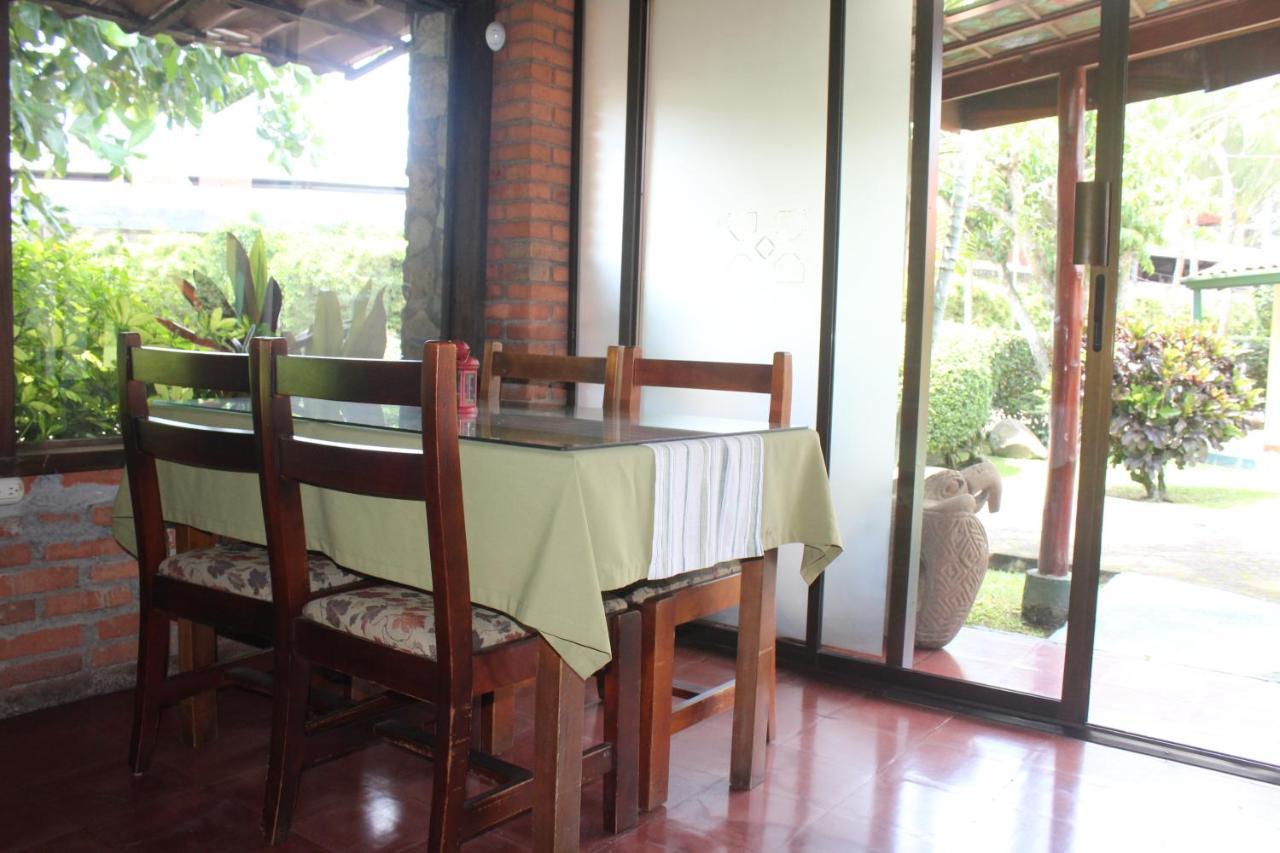 Hotel Bristol Aeropuerto Animas  Ngoại thất bức ảnh